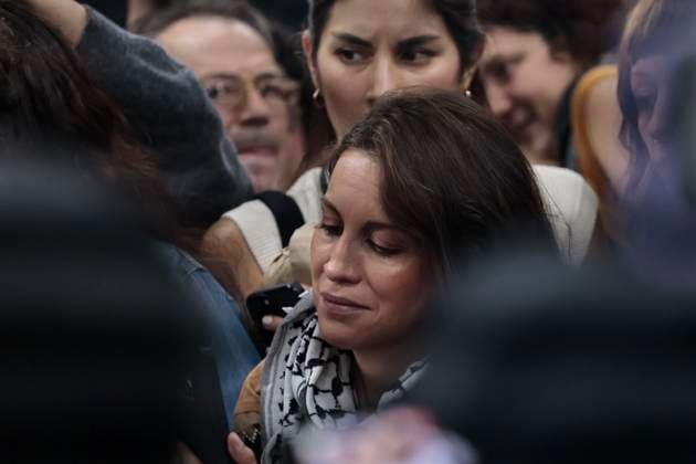 October 8, 2025, Mexico, Cdmx, Mexico: This Wednesday, SOL GONZALEZ EGUIA, ERNESTO LEDESMA ARRONTE, ARLIN MEDRANO GUZMAN, CARLOS PEREZ OSORIO, DIEGO VAZQUEZ GALINDO, and LAURA ALEJANDRA VELEZ RUIZ GAITAN arrived repatriated after being intercepted and detained by the State of Israel while attempting to deliver aid to the Palestinian people on the SUMUD Global Flotilla. The Mexican government, through the Ministry of Foreign Affairs (SRE), was responsible for the accompaniment and repatriation of these activists for their arrival at Mexico City International Airport Mexico Mexico - ZUMAp204 20251008_zip_p204_019 Copyright: xJosuexPerezx