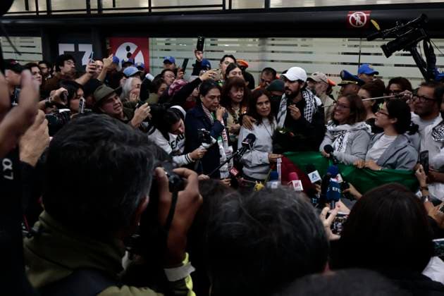 October 8, 2025, Mexico, Cdmx, Mexico: This Wednesday, SOL GONZALEZ EGUIA, ERNESTO LEDESMA ARRONTE, ARLIN MEDRANO GUZMAN, CARLOS PEREZ OSORIO, DIEGO VAZQUEZ GALINDO, and LAURA ALEJANDRA VELEZ RUIZ GAITAN arrived repatriated after being intercepted and detained by the State of Israel while attempting to deliver aid to the Palestinian people on the SUMUD Global Flotilla. The Mexican government, through the Ministry of Foreign Affairs (SRE), was responsible for the accompaniment and repatriation of these activists for their arrival at Mexico City International Airport Mexico Mexico - ZUMAp204 20251008_zip_p204_027 Copyright: xJosuexPerezx