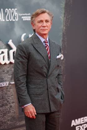 . 08 10 2025. London, United Kingdom. Daniel Craig arriving at the premiere of Wake Up Dead Man: A Knives Out Mystery, on the opening night of the London Film Festival  xStephenxLockx xi-Imagesx IIM-26279-0004