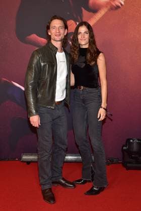 Deutschland Premiere von SPRINGSTEEN August Wittgenstein mit Ehefrau Mia Rohla Ankunft zur Deutschland Premiere von SPRINGSTEEN - DELIVER ME FROM NOWHEWRE in Berlin am 08.10.2025