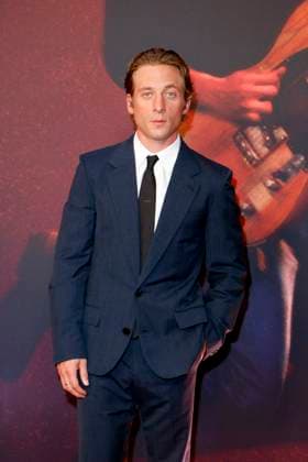 Entertainment Bilder des Tages Springsteen , Filmpremiere im Zoo Palast, Berlin, 08.10.2025 Jeremy Allen White bei der Premiere des Kinofilms Springsteen: Deliver Me From Nowhere im Zoo Palast. Berlin, 08.10.2025 Berlin Zoo Palast Copyright: xAnitaxBuggex