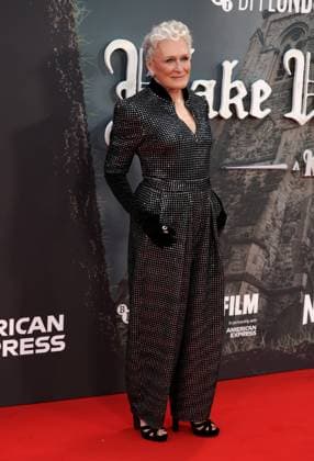 October 8, 2025, London, United Kingdom: Glenn Close attends the Opening Gala screening of Wake Up Dead Man: A Knives Out Mystery during the 69th BFI London Film Festival. London United Kingdom - ZUMAs197 20251008_aab_s197_056 Copyright: xFredxDuvalx