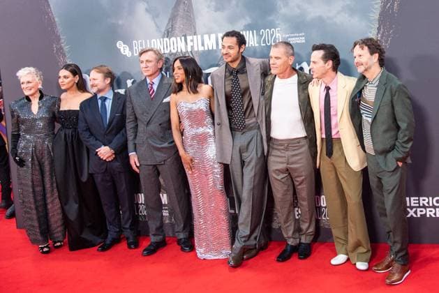 Wake Up Dead Man: A Knives Out Mystery Opening Gala - The 69th BFI London Film Festival at The Royal Festival Hall - 08 Oct 2025 (L to R) Glenn Close, Mila Kunis, Rian Johnson, Daniel Craig, Kerry Washington, Daryl McCormack, Josh Brolin, Andrew Scott and Ram Bergman attend the Wake Up Dead Man: A Knives Out Mystery opening gala during the 69th BFI London Film Festival at The Royal Festival Hall. London United Kingdom Copyright: xLoredanaxSangiulianox xSOPAxImagesx LSangiuliano-4286