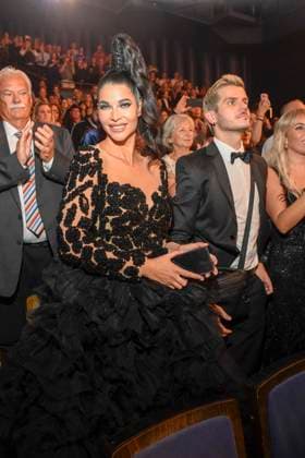 abb Micaela Schaefer bei der Welt Premiere der neuen Grand Show Blinded by delight im Friedrichstadt-Palast am 08.10.2025 in Berlin Berlin Deutschland