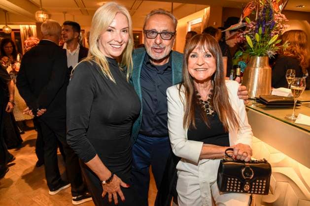 abb Gesine Lippert, Wolfgang Stumph und Christine Stumph auf der Aftershow Party bei der Welt Premiere der neuen Grand Show Blinded by delight im Friedrichstadt-Palast am 08.10.2025 in Berlin Berlin Deutschland