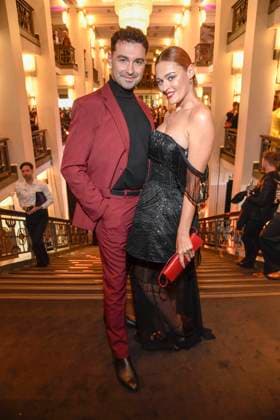 abb Andrzej Cibis und Victoria Kleinfelder-Cibis auf der Aftershow Party bei der Welt Premiere der neuen Grand Show Blinded by delight im Friedrichstadt-Palast am 08.10.2025 in Berlin Berlin Deutschland