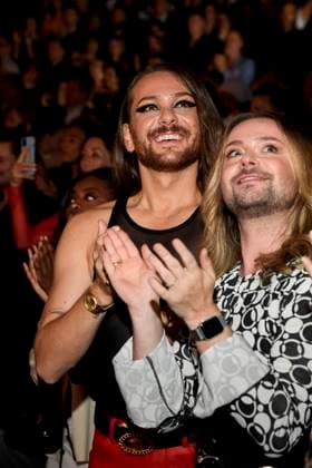 abb Riccardo Simonetti und Jack Strify bei der Welt Premiere der neuen Grand Show Blinded by delight im Friedrichstadt-Palast am 08.10.2025 in Berlin Berlin Deutschland