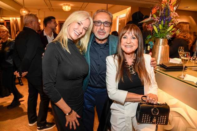 abb Gesine Lippert, Wolfgang Stumph und Christine Stumph auf der Aftershow Party bei der Welt Premiere der neuen Grand Show Blinded by delight im Friedrichstadt-Palast am 08.10.2025 in Berlin Berlin Deutschland