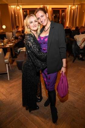 abb Katharine Mehrling und Ulrike Frank auf der Aftershow Party bei der Welt Premiere der neuen Grand Show Blinded by delight im Friedrichstadt-Palast am 08.10.2025 in Berlin Berlin Deutschland