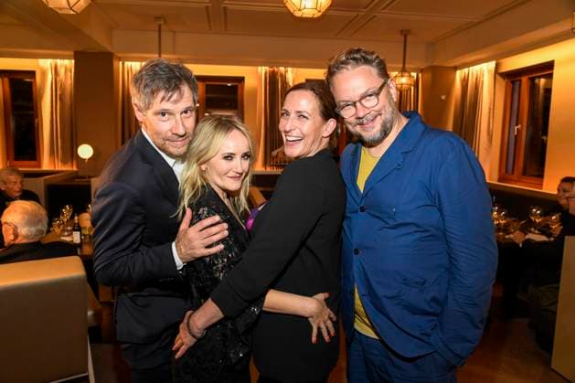 abb Tilmar Kuhn, Katharine Mehrling, Ulrike Frank und Marc Schubring auf der Aftershow Party bei der Welt Premiere der neuen Grand Show Blinded by delight im Friedrichstadt-Palast am 08.10.2025 in Berlin Berlin Deutschland