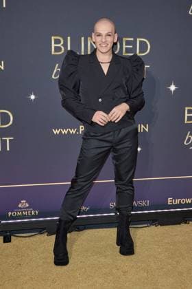 Markus Fetter ( Hautdarsteller) - Weltpremiere der Show BLINDED by DELIGHT im Friedrichstadt-Palast Berlin am 08.10.2025. Premiere - BLINDED by DELIGHT