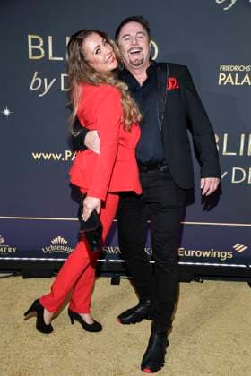 abb Winnie und Uwe Herrmann auf dem Teppich bei der Welt Premiere der neuen Grand Show Blinded by delight im Friedrichstadt-Palast am 08.10.2025 in Berlin Berlin Deutschland