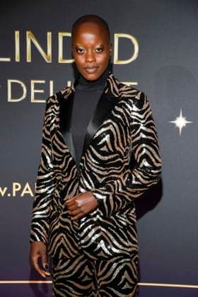 abb Florence Kasumba auf dem Teppich bei der Welt Premiere der neuen Grand Show Blinded by delight im Friedrichstadt-Palast am 08.10.2025 in Berlin Berlin Deutschland
