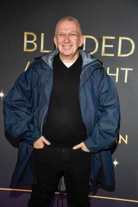 abb Jean-Paul Gaultier auf dem Teppich bei der Welt Premiere der neuen Grand Show Blinded by delight im Friedrichstadt-Palast am 08.10.2025 in Berlin Berlin Deutschland