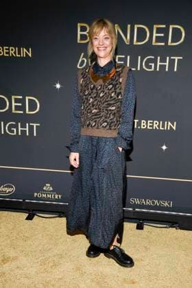 abb Heike Makatsch auf dem Teppich bei der Welt Premiere der neuen Grand Show Blinded by delight im Friedrichstadt-Palast am 08.10.2025 in Berlin Berlin Deutschland