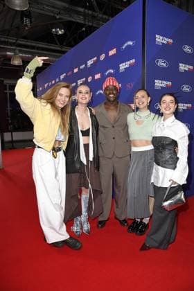 Bunte New Faces Award Film in Berlin Greta Hirsch, Paula Engels, Jonny Mahoro, Ella Stern und Marie Bothmer bei der Verleihung des BUNTE New Face AWARDS im Festsaal Kreuzberg in Berlin am 08.10.2025