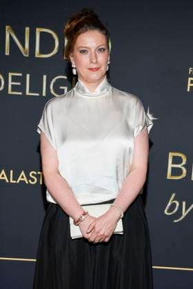 abb Olga Budina auf dem Teppich bei der Welt Premiere der neuen Grand Show Blinded by delight im Friedrichstadt-Palast am 08.10.2025 in Berlin Berlin Deutschland