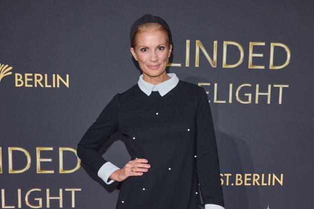 Kerstin Linnartz - Weltpremiere der Show BLINDED by DELIGHT im Friedrichstadt-Palast Berlin am 08.10.2025. Premiere - BLINDED by DELIGHT