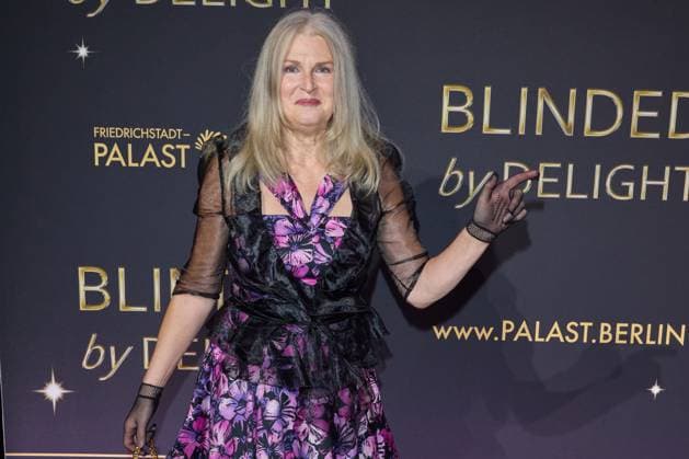 Lieselotte Reznicek - Weltpremiere der Show BLINDED by DELIGHT im Friedrichstadt-Palast Berlin am 08.10.2025. Premiere - BLINDED by DELIGHT