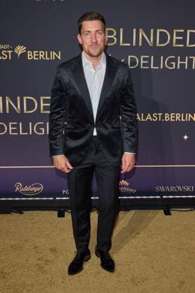 Philipp Boy - Weltpremiere der Show BLINDED by DELIGHT im Friedrichstadt-Palast Berlin am 08.10.2025. Premiere - BLINDED by DELIGHT
