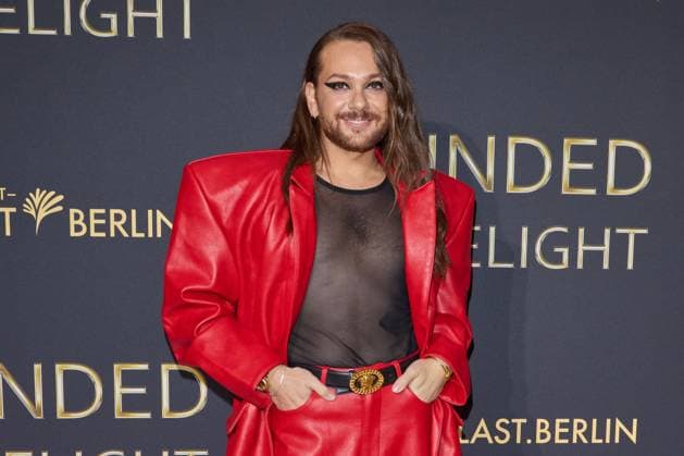 Riccardo Simonetti - Weltpremiere der Show BLINDED by DELIGHT im Friedrichstadt-Palast Berlin am 08.10.2025. Premiere - BLINDED by DELIGHT
