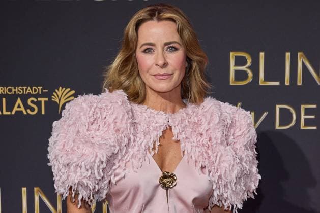 Bettina Cramer - Weltpremiere der Show BLINDED by DELIGHT im Friedrichstadt-Palast Berlin am 08.10.2025. Premiere - BLINDED by DELIGHT