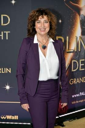Isabel Varell bei der Weltpremiere der Blinded by Delight Grand Show 2025 im Friedrichstadt-Palast. Berlin, 08.10.2025