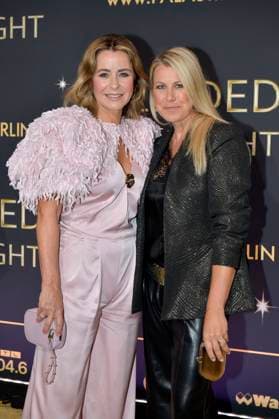 Bettina Cramer und Nadine Krüger bei der Weltpremiere der Blinded by Delight Grand Show 2025 im Friedrichstadt-Palast. Berlin, 08.10.2025
