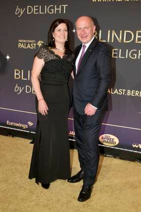 Katharina Günther-Wünsch und Kai Wegner bei der Weltpremiere der Blinded by Delight Grand Show 2025 im Friedrichstadt-Palast. Berlin, 08.10.2025