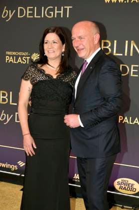 Katharina Günther-Wünsch und Kai Wegner bei der Weltpremiere der Blinded by Delight Grand Show 2025 im Friedrichstadt-Palast. Berlin, 08.10.2025