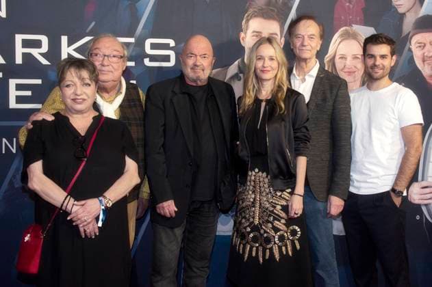 Manon Strache, Jaecki Schwarz, Florian Martens, Stefanie Stappenbeck, Arnfried Lerche und Lucas Reiber bei der Premiere der ZDF Krimiserie Ein starkes Team - Für immer jung in der Astor Film Lounge. Berlin, 08.10.2025