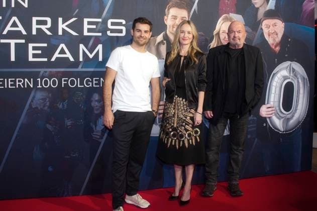 Lucas Reiber, Stefanie Stappenbeck und Florian Martens bei der Premiere der ZDF Krimiserie Ein starkes Team - Für immer jung in der Astor Film Lounge. Berlin, 08.10.2025