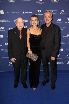 Lutz Mackensy, Yvonne Greitzke und Patrick Winczewski bei der Verleihung vom Deutschen Schauspielerpreis am 9.10.2025 in Berlin Deutscher Schauspielerpreis 2025 Verleihung in Berlin