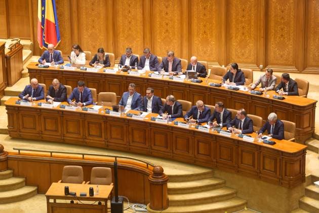 Romanian Government Faces Four Motions of No Confidence at Once, Bucharest, Romania Bucharest, Romania. 7th Sep 2025: The Romanian government led by Ilie Bolojan attends the debate on the four motions of no confidence filed by the Alliance for the Union of Romanians (AUR) in response to the decision of the government to assume responsibility for the second package of fiscal and administrative laws aimed at reducing the budget deficit, in the joint plenary session of Parliament. Bucharest Romania Copyright: xLucianxAlecux
