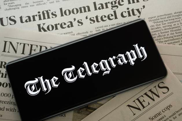 Dhaka, Bangladesch - 18. März 2025: Das Logo des Telegrafen wird auf dem Bildschirm eines Smartphones angezeigt. Dhaka, Bangladesh - 18 March 2025: The logo of the telegraph is displayed on a smartphone screen. (License=RM) Copyright: xZoonar.com MojahidxMottakinx 23998861
