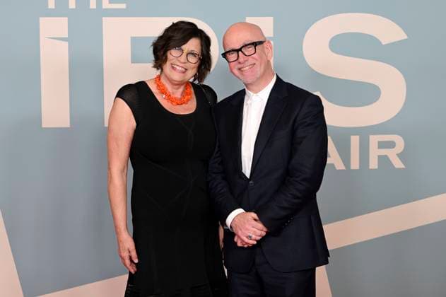 Neil Cross mit Gast bei der Premiere der Sky-Serie The Iris Affair im Mathäser Filmpalast. München, 09.10.2025