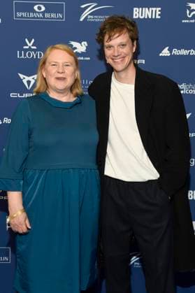 Hildegard Schroedter und Simon Steinhorst bei der Verleihung des Deutschen Schauspielpreises 2025 im Hotel Pullman Berlin Schweizerhof. Berlin, 09.10.2025