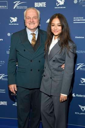 Bernhard Schütz und Samirah Breuer bei der Verleihung des Deutschen Schauspielpreises 2025 im Hotel Pullman Berlin Schweizerhof. Berlin, 09.10.2025