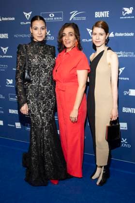Beritan Balci, Ilknur Boyraz und Luise Aschenbrenner bei der Verleihung des Deutschen Schauspielpreises 2025 im Hotel Pullman Berlin Schweizerhof. Berlin, 09.10.2025