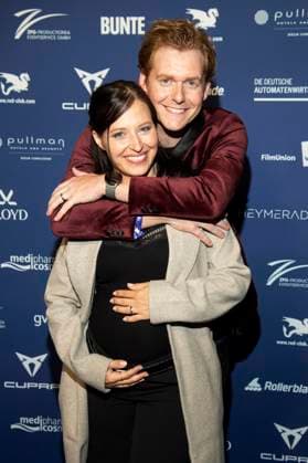 Nadja Jo Klapper und Johannes Heinrichs bei der Verleihung des Deutschen Schauspielpreises 2025 im Hotel Pullman Berlin Schweizerhof. Berlin, 09.10.2025