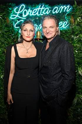 Stefan Jürgens mit Partnerin Boriana Rosenmüller bei der Verleihung des Deutschen Schauspielpreises 2025 im Hotel Pullman Berlin Schweizerhof. Berlin, 09.10.2025