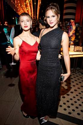 Nora Islei und Maja Enger bei der Verleihung des Deutschen Schauspielpreises 2025 im Hotel Pullman Berlin Schweizerhof. Berlin, 09.10.2025