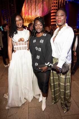 Victoire Laly, Karmela Shako und Dayan Kodua bei der Verleihung des Deutschen Schauspielpreises 2025 im Hotel Pullman Berlin Schweizerhof. Berlin, 09.10.2025