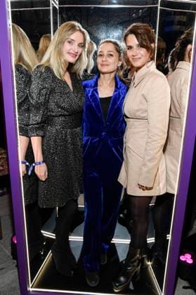 Marie von den Benken, Sarah Alles und Yara Hoffmann bei der Verleihung des Deutschen Schauspielpreises 2025 im Hotel Pullman Berlin Schweizerhof. Berlin, 09.10.2025