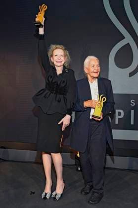 Sunnyi Melles und Hildegard Schmahl bei der Verleihung des Deutschen Schauspielpreises 2025 im Hotel Pullman Berlin Schweizerhof. Berlin, 09.10.2025