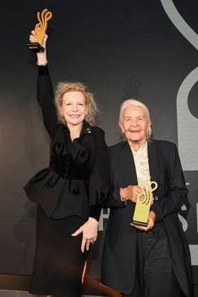 Sunnyi Melles und Hildegard Schmahl bei der Verleihung des Deutschen Schauspielpreises 2025 im Hotel Pullman Berlin Schweizerhof. Berlin, 09.10.2025