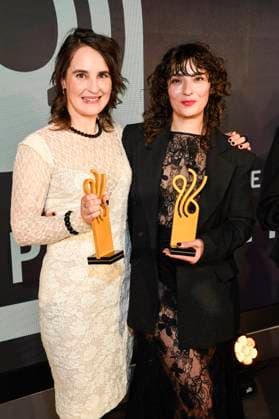 Jennifer Sabel und Seyneb Saleh bei der Verleihung des Deutschen Schauspielpreises 2025 im Hotel Pullman Berlin Schweizerhof. Berlin, 09.10.2025