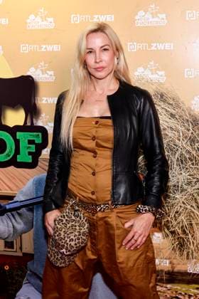 Schauspielerin Michelle Monballijn bei der Premierenfeier von Der Promihof von RTL2 auf dem Gertrudenhof. Hürth, 09.10.2025 NRW Deutschland Copyright: xChristophxHardtx