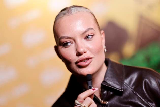 Model Cheyenne Ochsenknecht bei der Premierenfeier von Der Promihof von RTL2 auf dem Gertrudenhof. Hürth, 09.10.2025 NRW Deutschland Copyright: xChristophxHardtx
