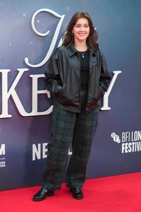 Carly-Sophia Davies bei der Premiere des Kinofilms Jay Kelly auf dem 69. BFI London Film Festival 2025 in der Royal Festival Hall. London, 10.10.2025